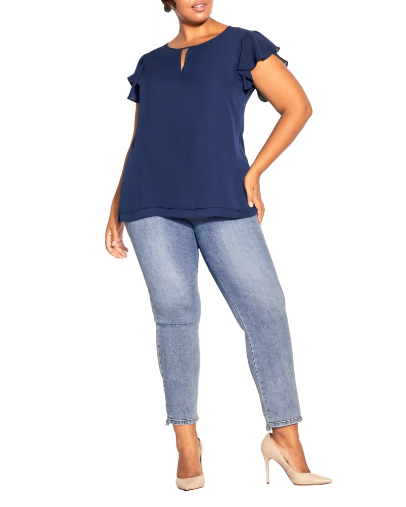 Front of a model wearing a size M Sweet Waterfall Top in Navy by City Chic. | dia_product_style_image_id:303000